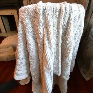 Stunning Cupcakes and Cashmere knitted throw, cream with silver metallic threads